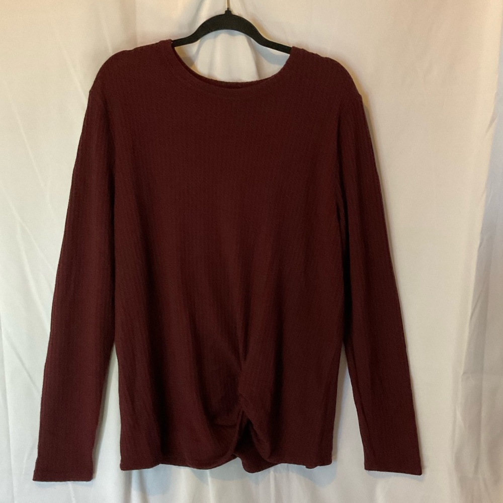 Women’s Plus Size Burgundy Waffle Knit Long Sleeves with side knot size 2XL - Picture 1 of 9